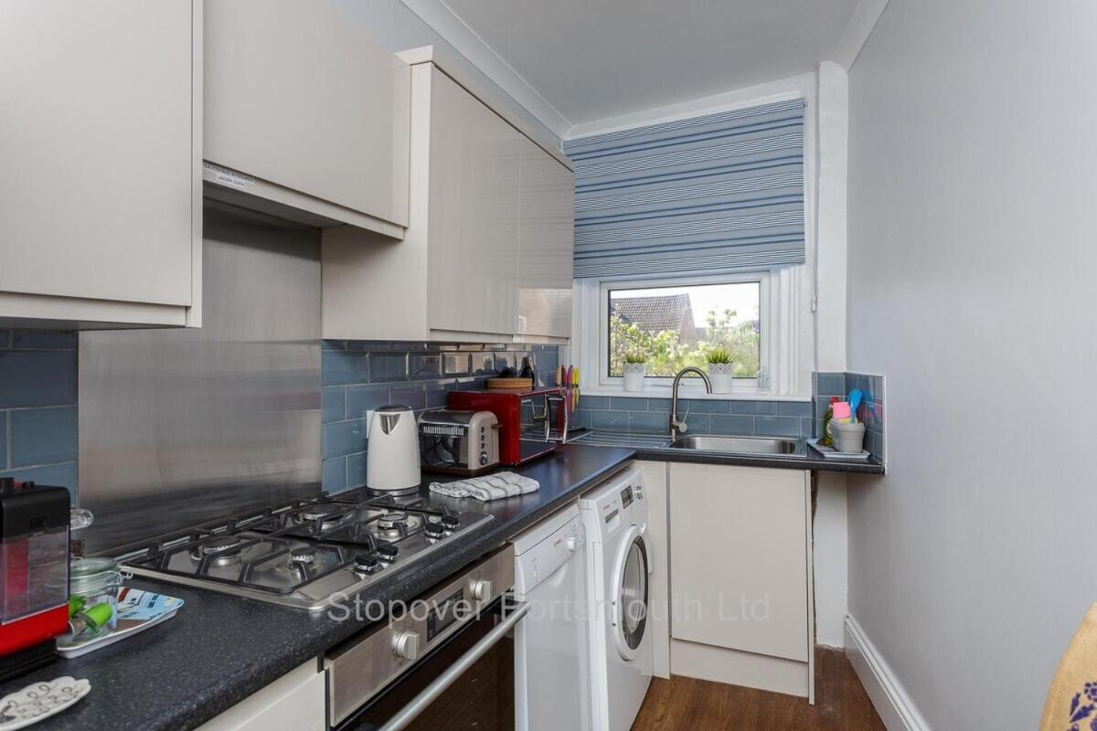 Stopover At Orchard Apartment Light And Cosy Portsmouth Rom bilde