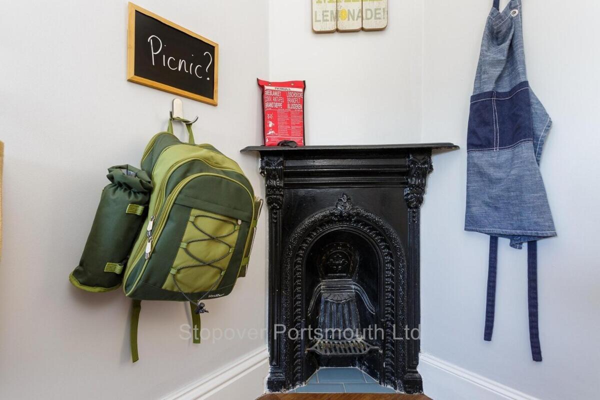 Stopover At Orchard Apartment Light And Cosy Portsmouth Eksteriør bilde
