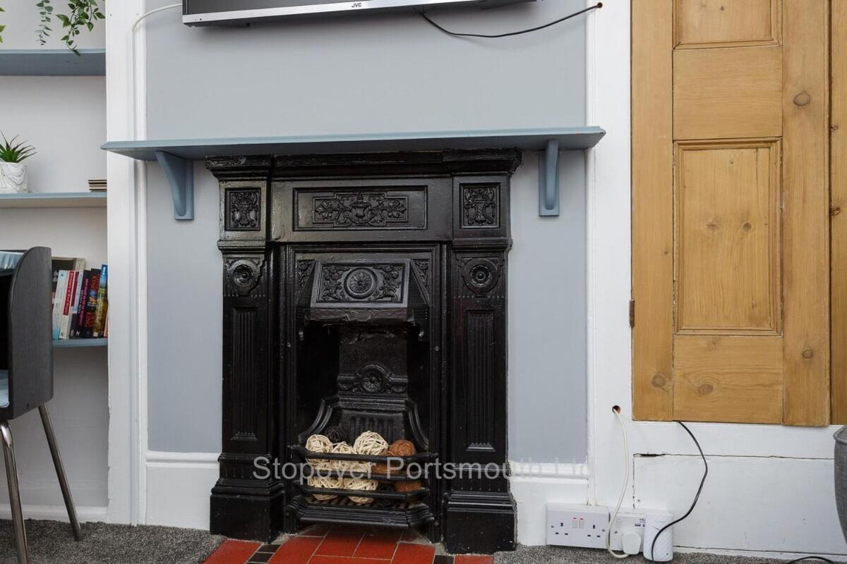 Stopover At Orchard Apartment Light And Cosy Portsmouth Eksteriør bilde