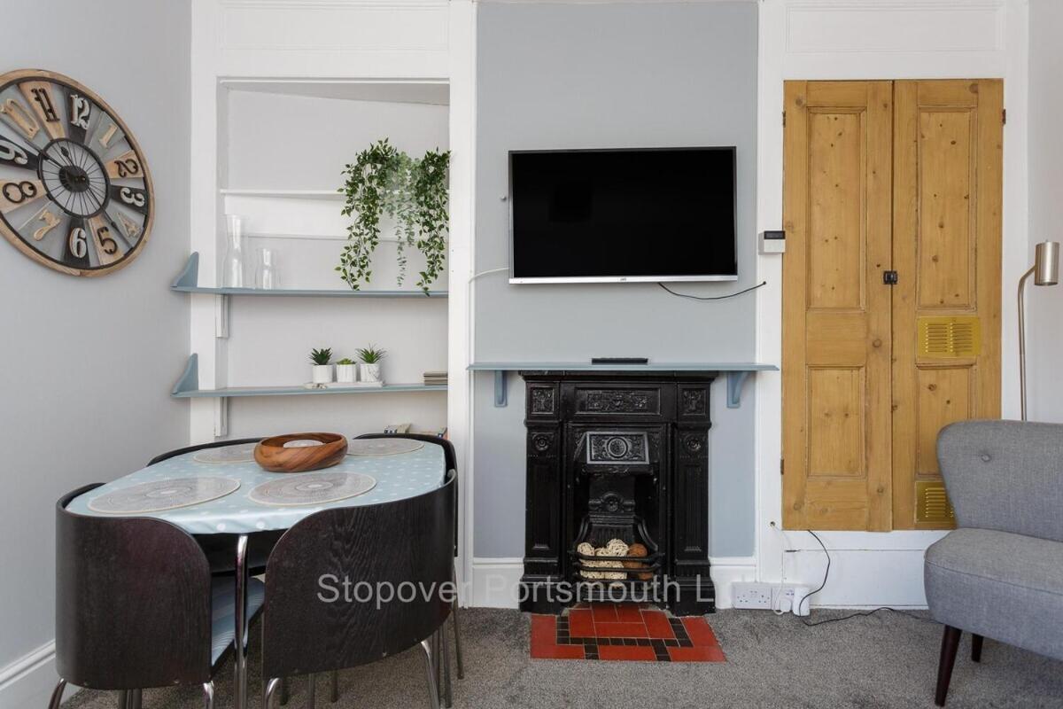 Stopover At Orchard Apartment Light And Cosy Portsmouth Rom bilde