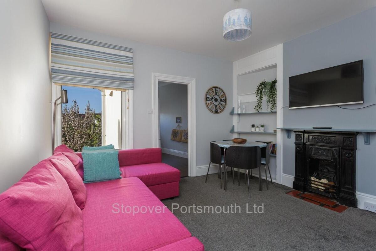 Stopover At Orchard Apartment Light And Cosy Portsmouth Rom bilde